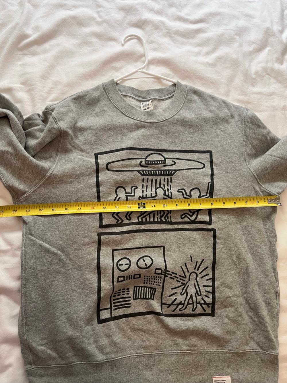 UT Uniqlo x Keith Haring Sweatshirt Women’s Gray Crewneck Size Medium - Picture 10 of 11